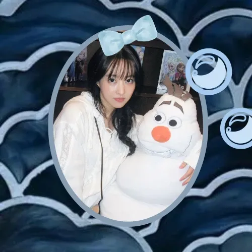 A moment captured by a fan of Park Boyoung