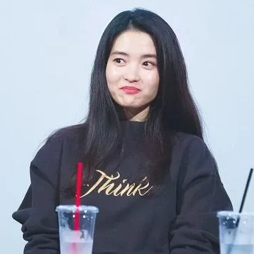 A moment captured by a fan of Kim Taeri