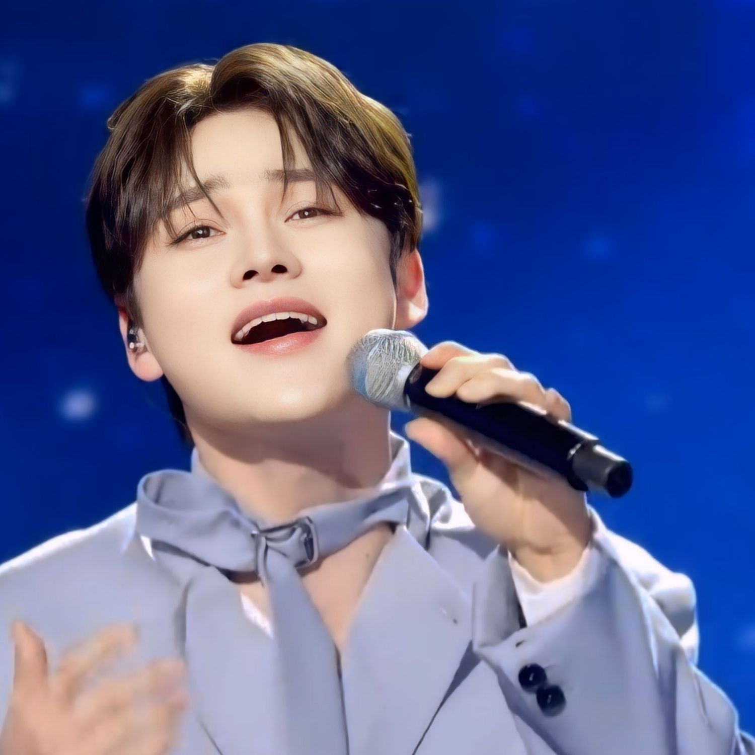 粉絲拍下的朴瑞鎮瞬間