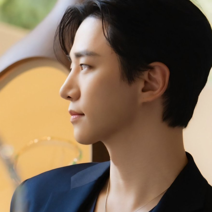 粉丝拍下的李俊昊瞬间