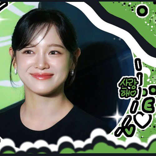 Behind-the-scenes cut of Kim Sejeong
