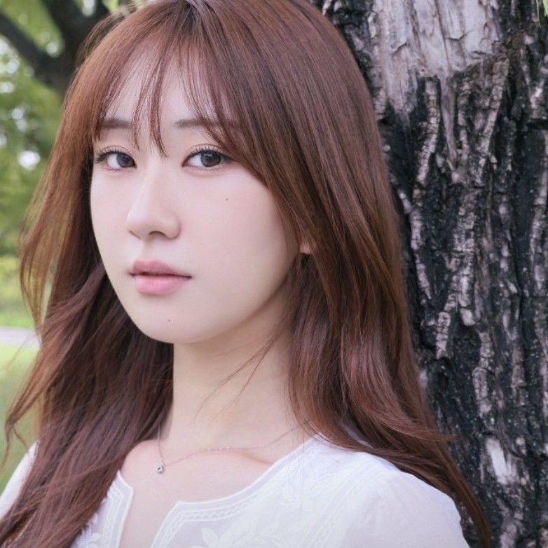 チョン・ユジンの最近の活動ショット