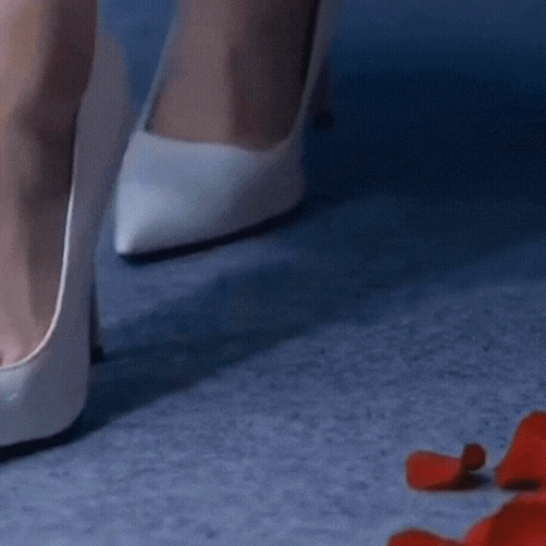 Behind-the-scenes cut of Park Minyoung