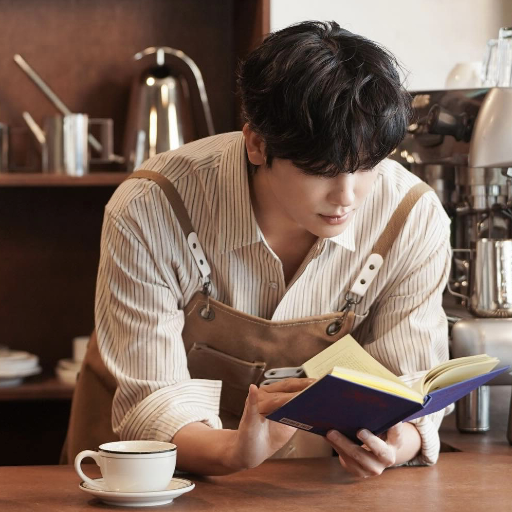 Recent activity shot of Park Hyungsik