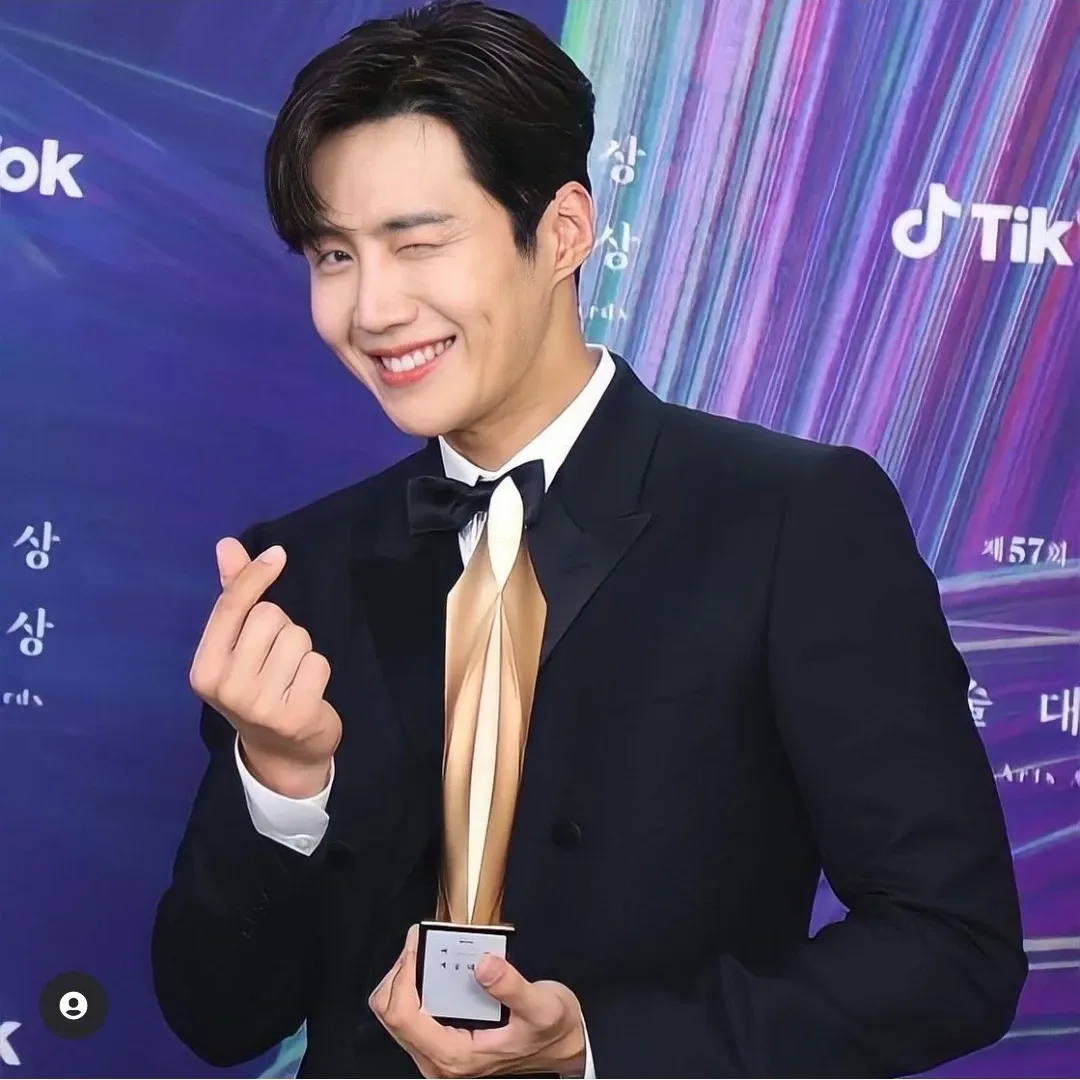 김선호 최근 활동샷