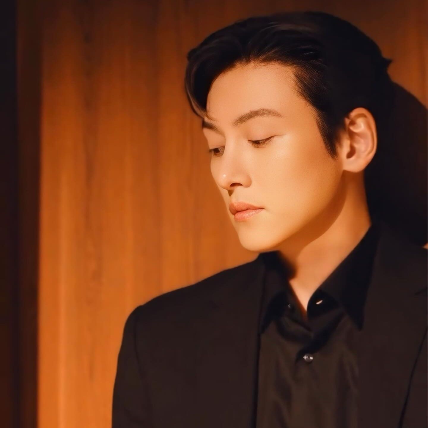 Behind-the-scenes cut of Ji Changwook