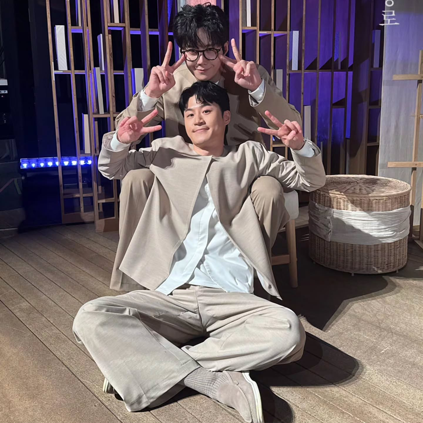 Behind-the-scenes cut of Kim Seonho