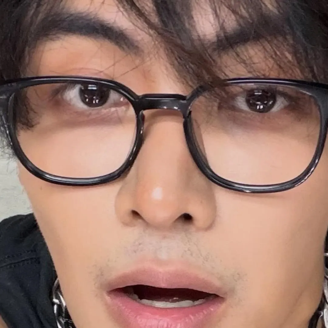 Joong Archen Aydinの最新写真