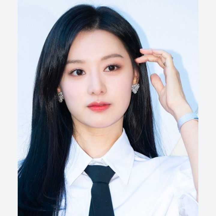 A moment captured by a fan of Kim Jiwon