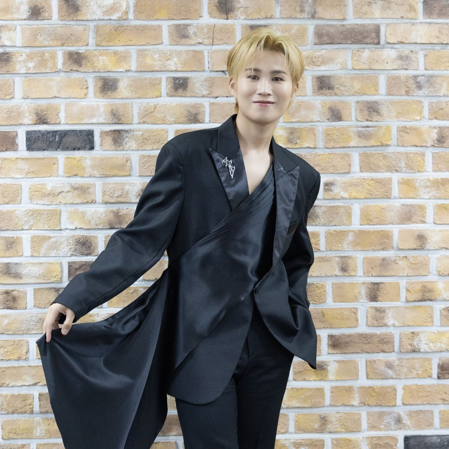 金熙栽的最新照片