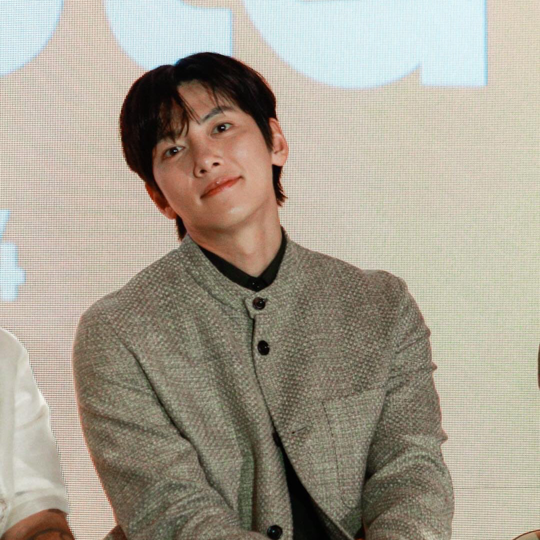 チ・チャンウクの最近の活動ショット