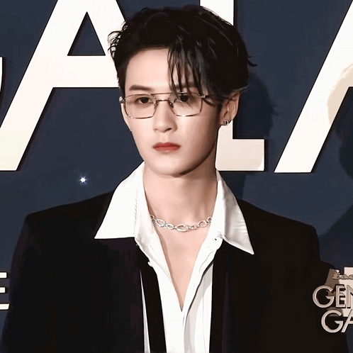 Behind-the-scenes cut of Tan Jianci