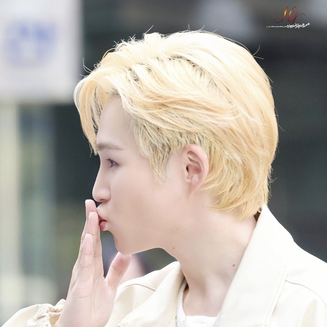 김희재의 비하인드 컷