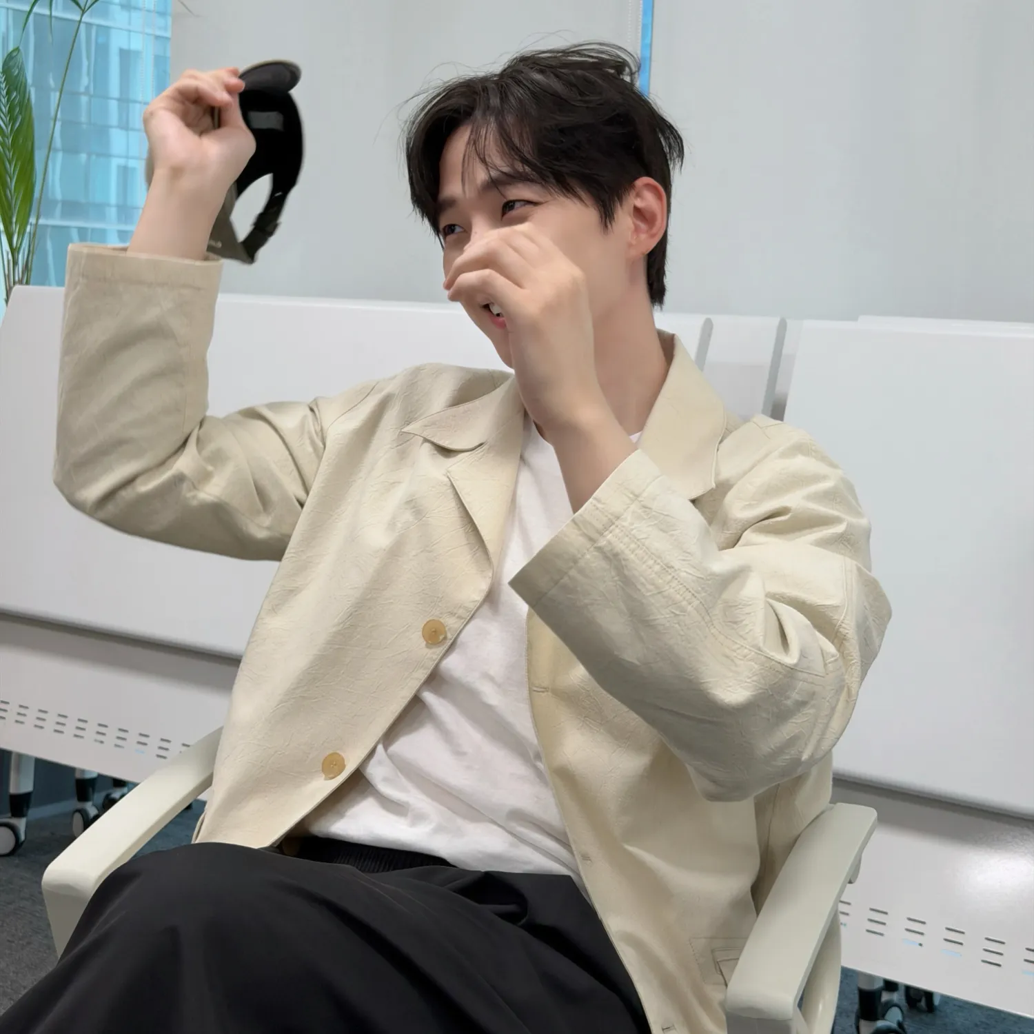 Cuplikan di balik layar dari Lee Junho