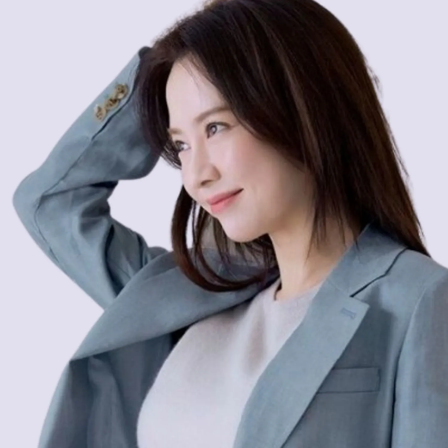 ソン・ジヒョの最近の活動ショット