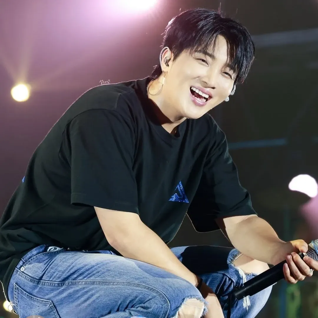 Recent activity shot of Hwang Yunsung