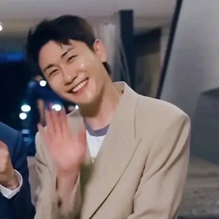 영탁의 비하인드 컷