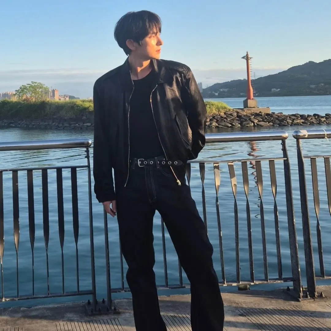 Recent activity shot of Lee Joongi