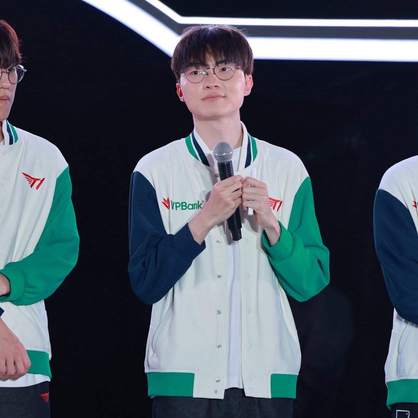 A moment captured by a fan of Faker