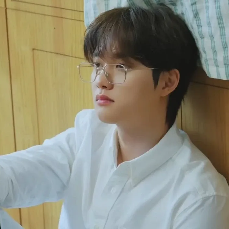 Foto kegiatan terbaru dari Doh Kyungsoo (D.O.)