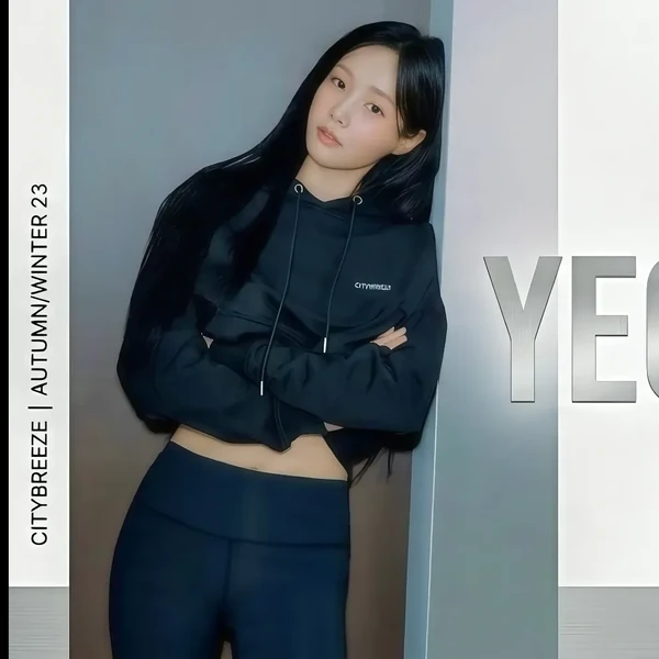 Popular profile image of Yeonwoo selected by vote