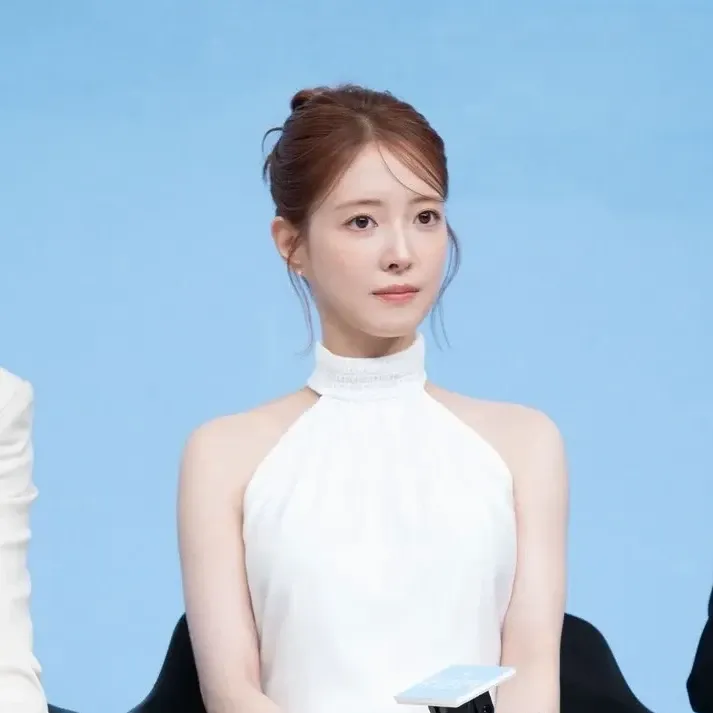 Recent activity shot of Lee Seyoung