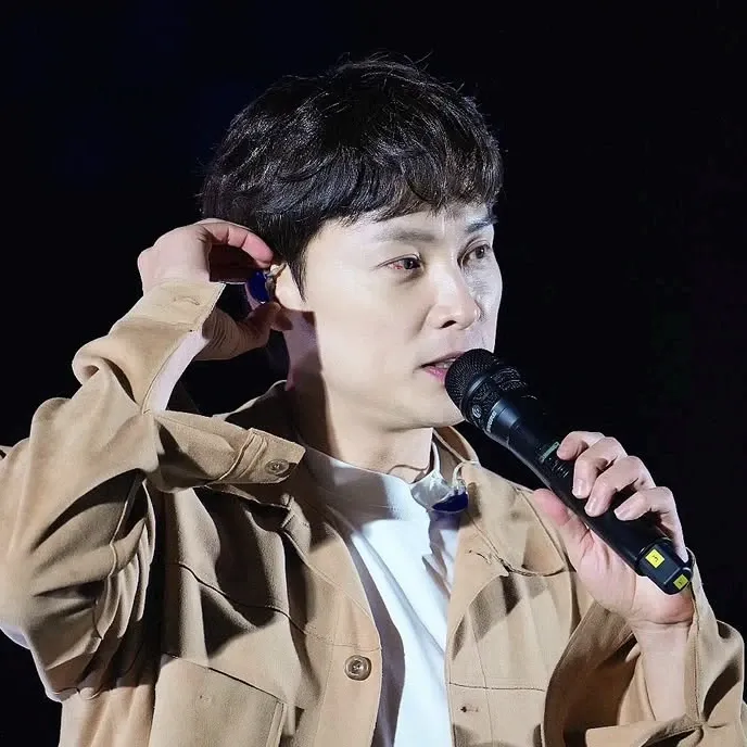 Latest photo of Min Kyunghoon
