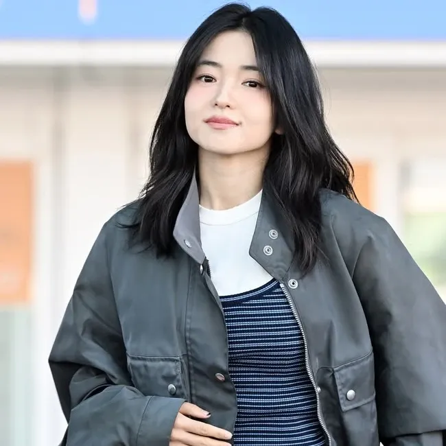 Recent activity shot of Kim Taeri