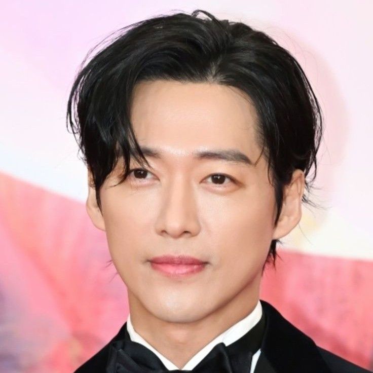 A moment captured by a fan of Namkoong Min