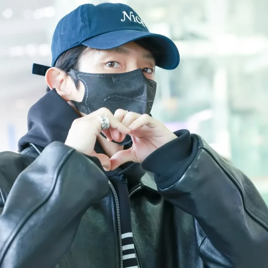 Latest photo of Lee Joongi