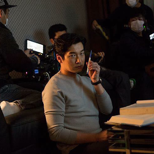 Behind-the-scenes cut of Cho Seungwoo 