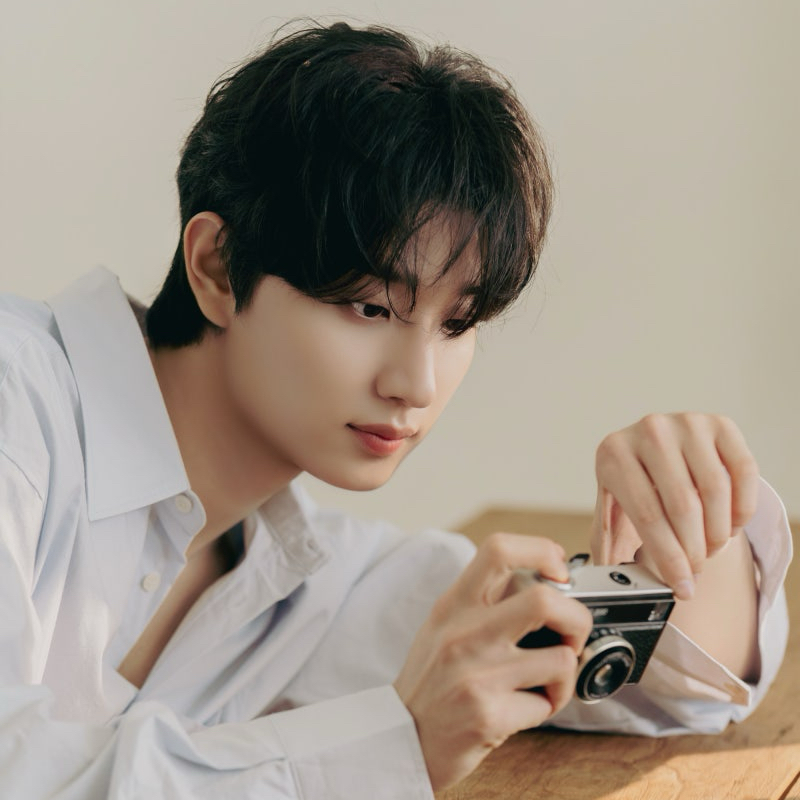Recent activity shot of Kim Jaewon