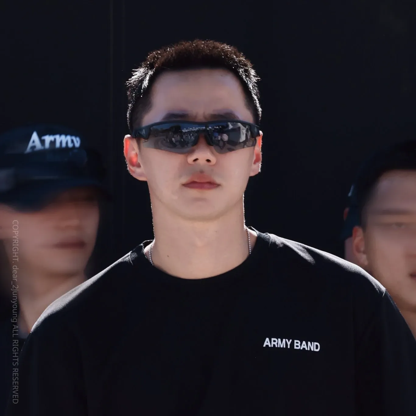 Behind-the-scenes cut of Lee Junyoung