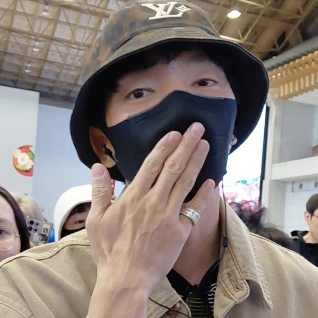 粉絲拍下的李準基瞬間