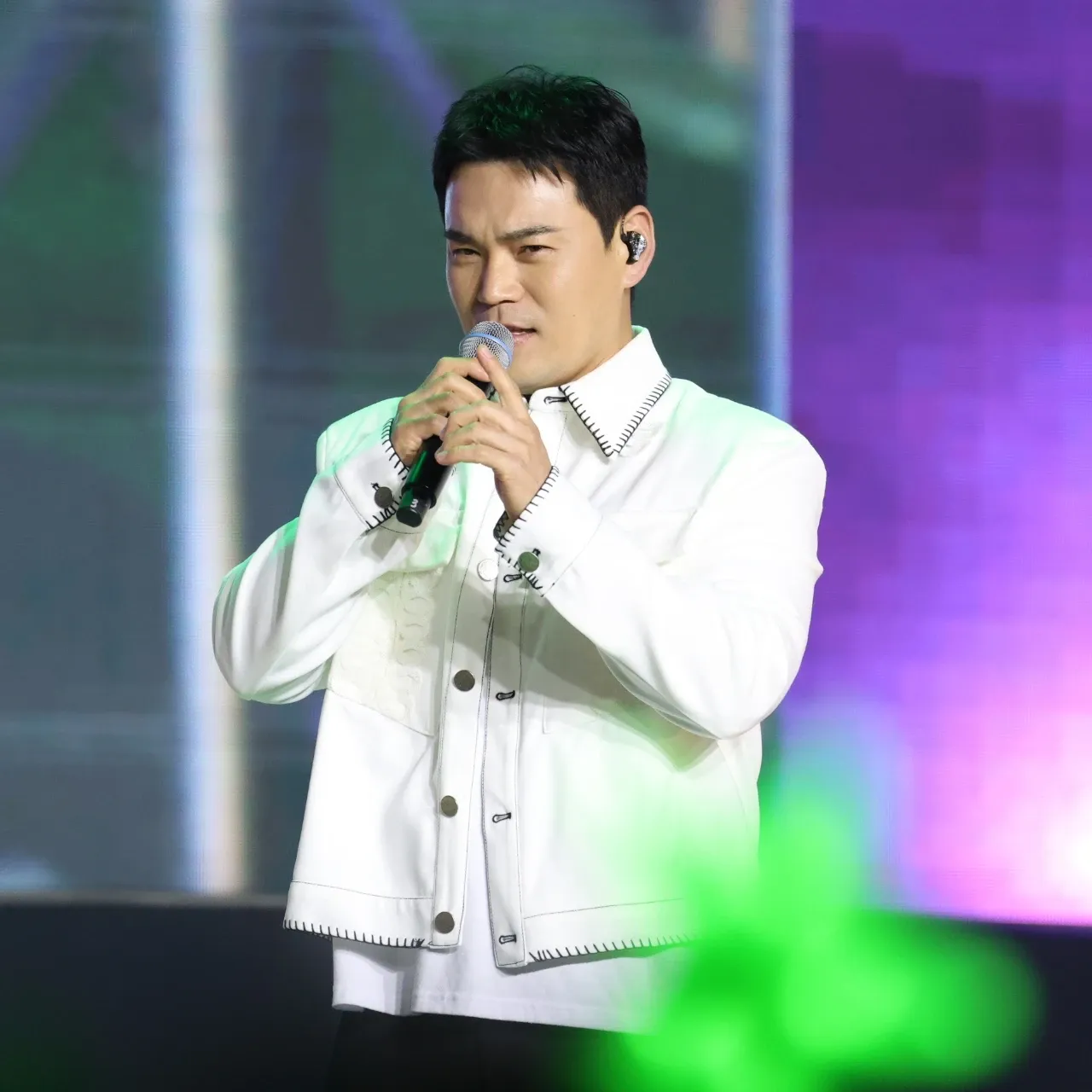 Recent activity shot of Cheonrokdam