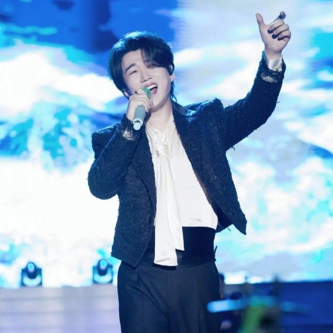 Latest photo of Hwang Youngwoong