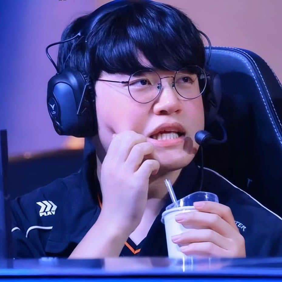 A moment captured by a fan of Gumayusi