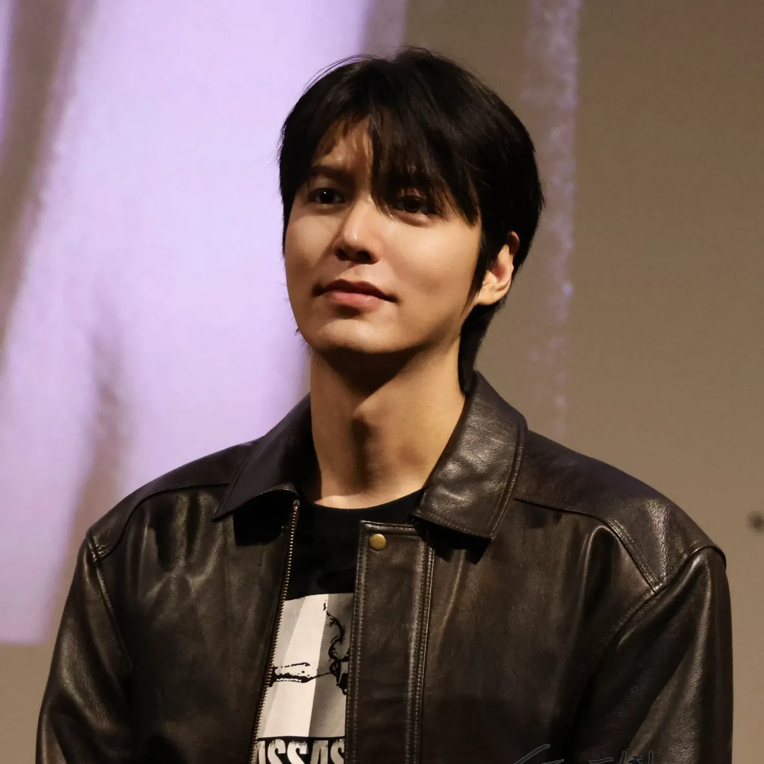 Recent activity shot of Lee Minho