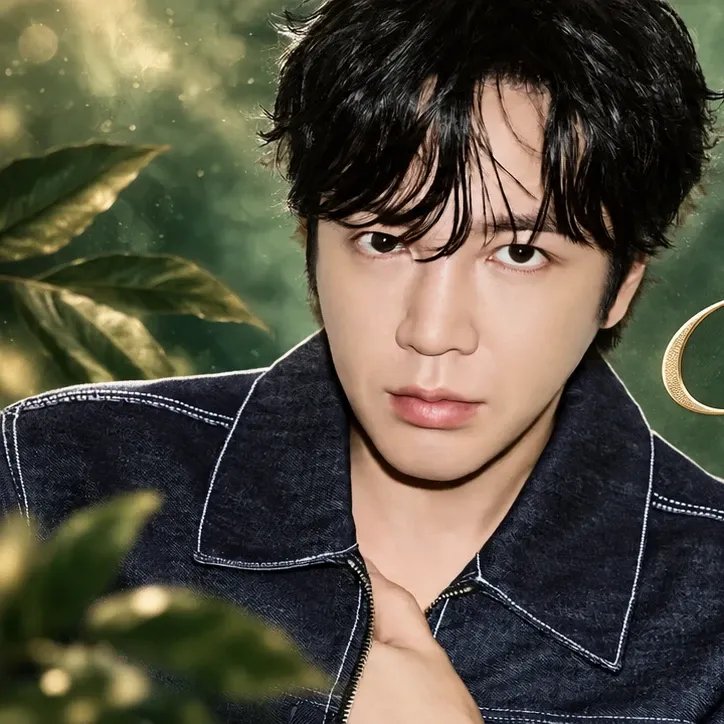 A moment captured by a fan of Jang Geunsuk