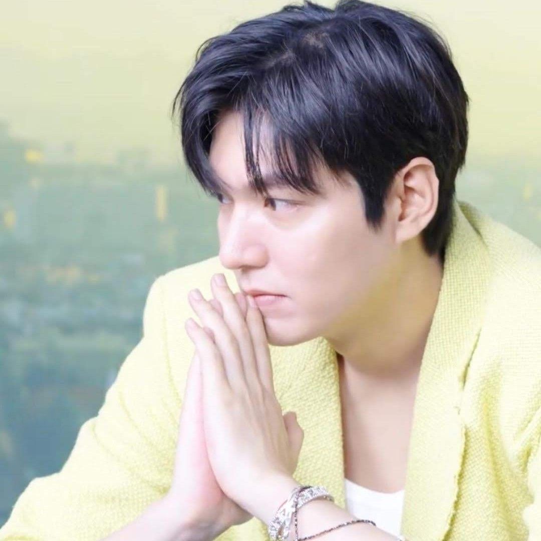 イ・ミンホの最近の活動ショット