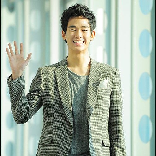 A moment captured by a fan of Kim Soohyun