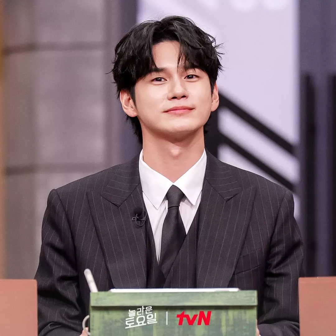 Foto terbaru dari Ong Seongwu