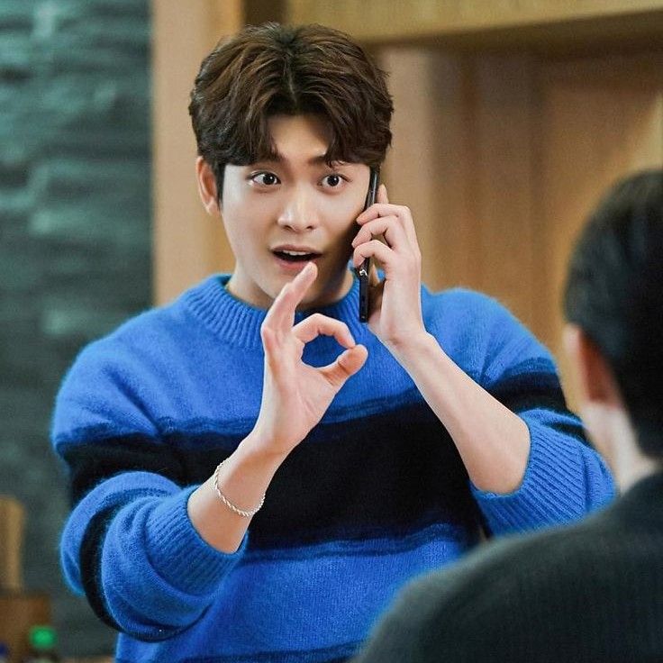A moment captured by a fan of Kang Taeoh
