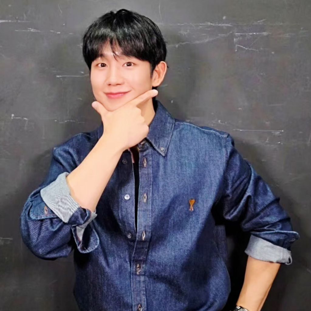 丁海寅的最新照片