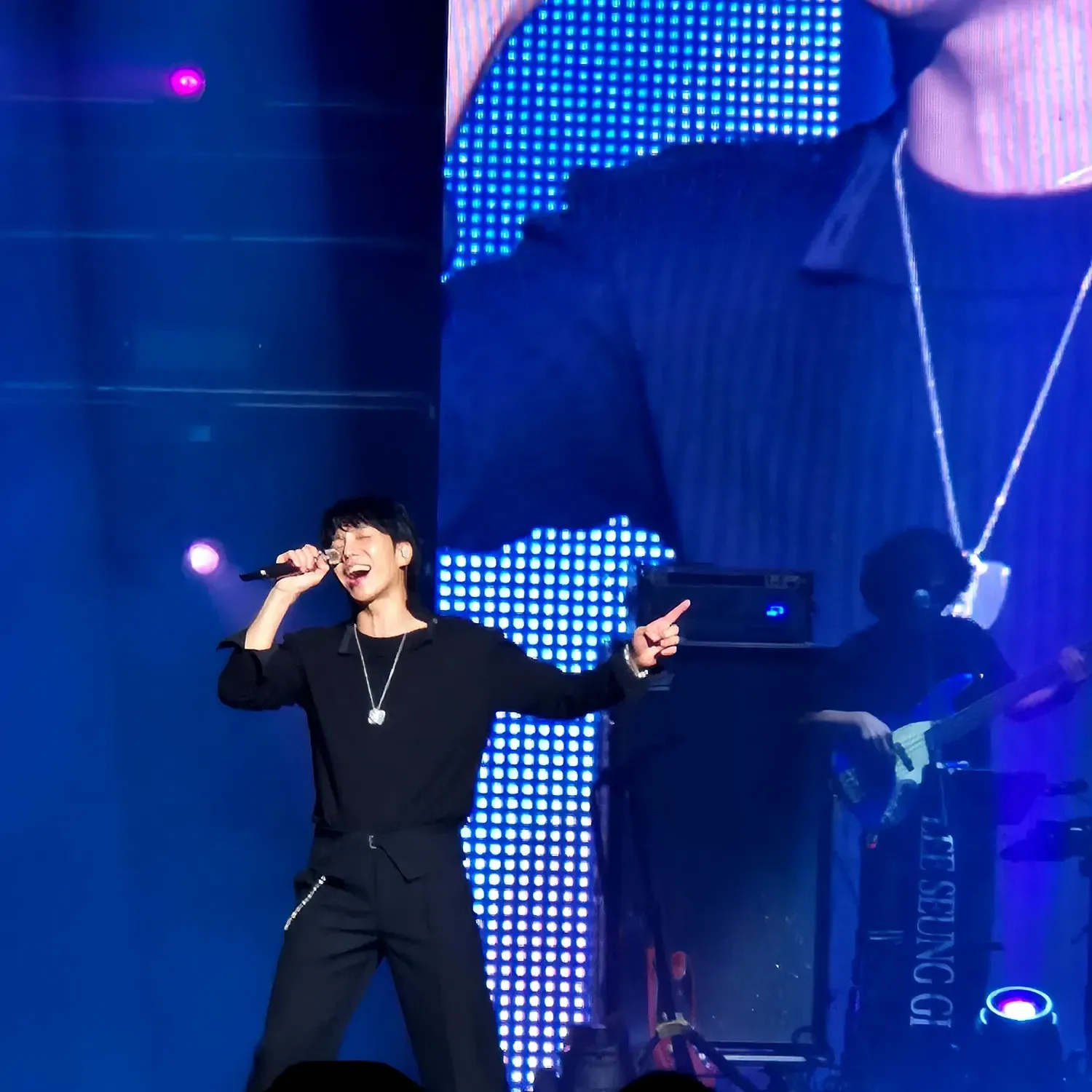 Foto terbaru dari Lee Seunggi