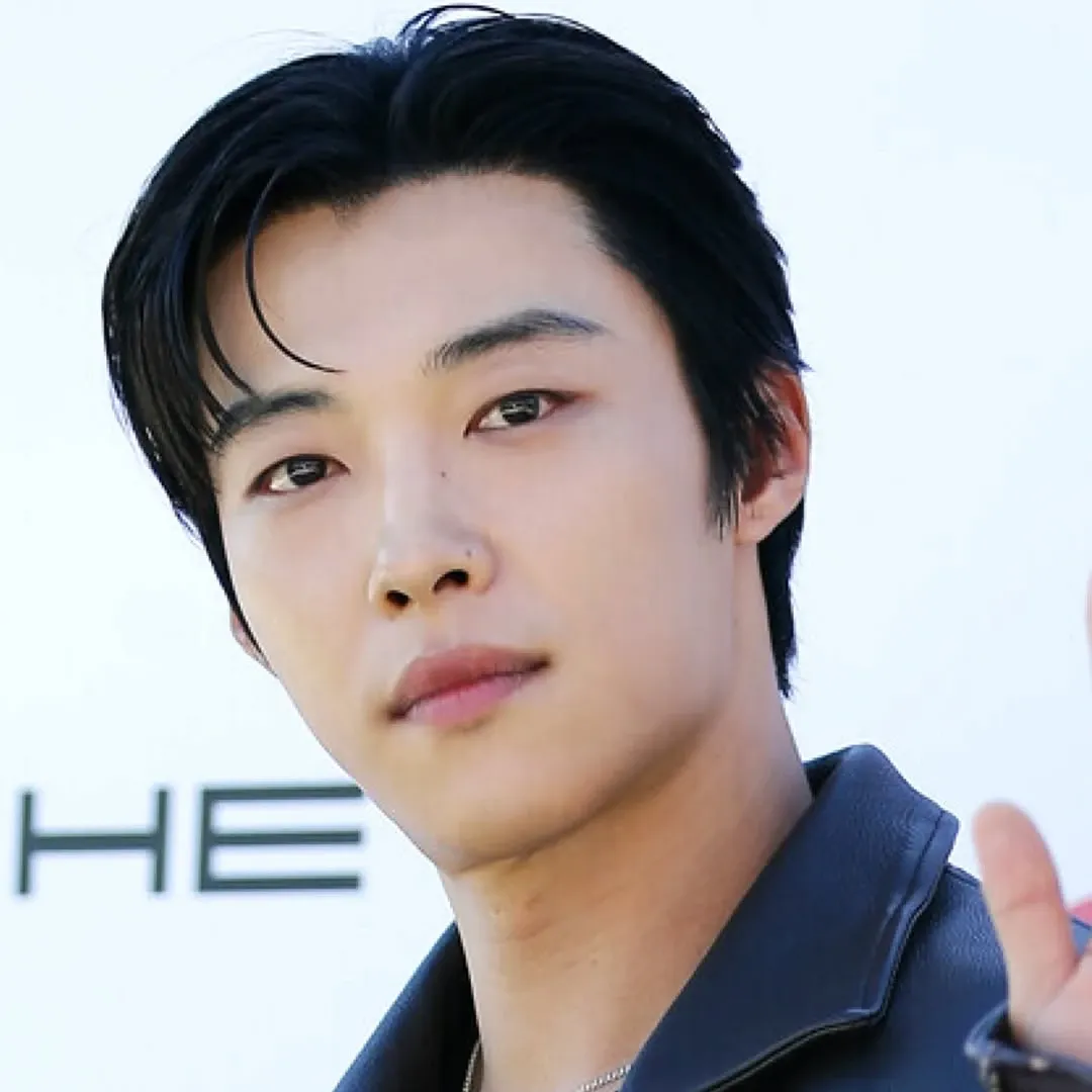 Behind-the-scenes cut of Woo Dohwan