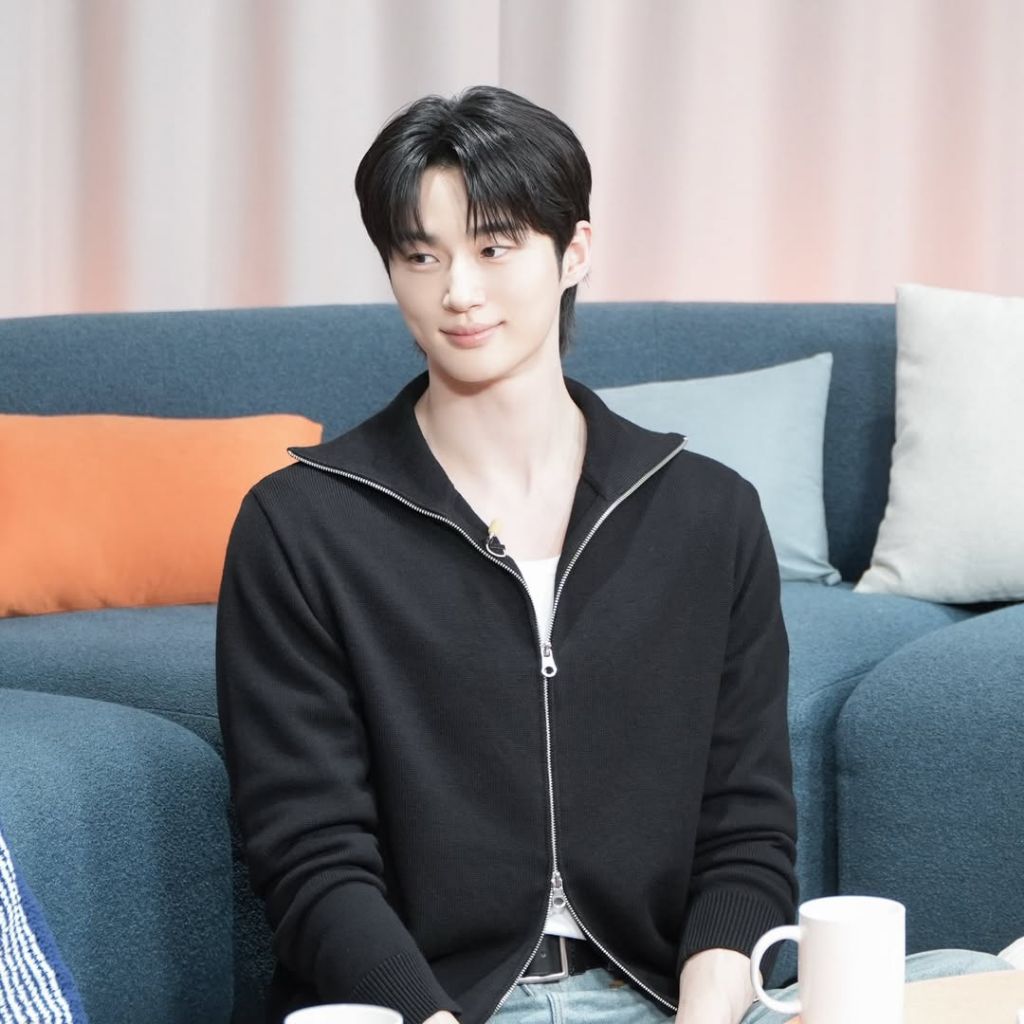 A moment captured by a fan of Byeon Wooseok