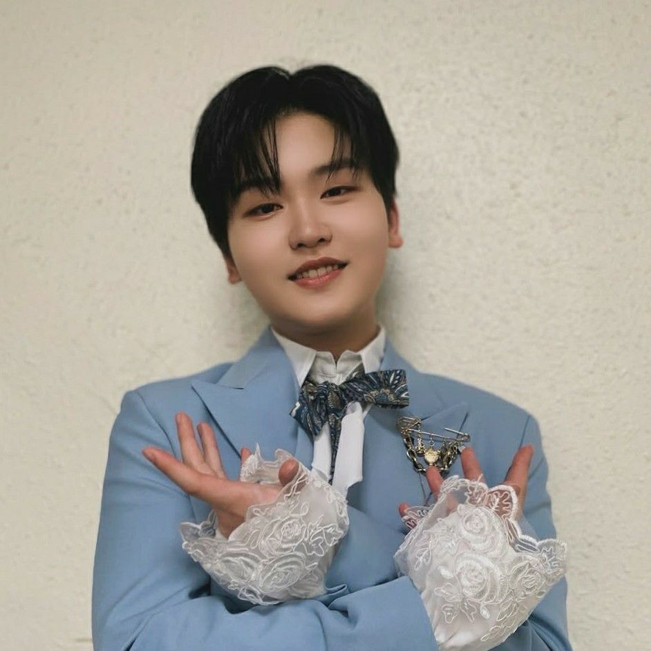 Recent activity shot of Park Sungon