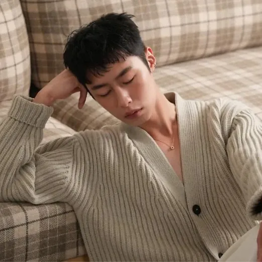 Recent activity shot of Lee Jaewook