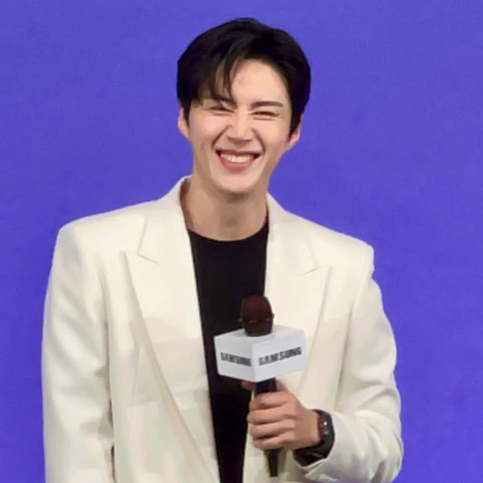 Cuplikan di balik layar dari Kim Seonho